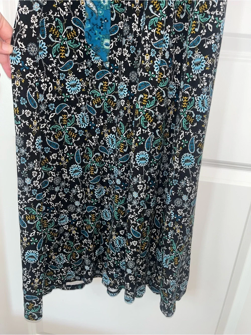 LOFT Teal Blue and Black Floral Maxi Dress Paisley Details V Neck Medium - Picture 8 of 9